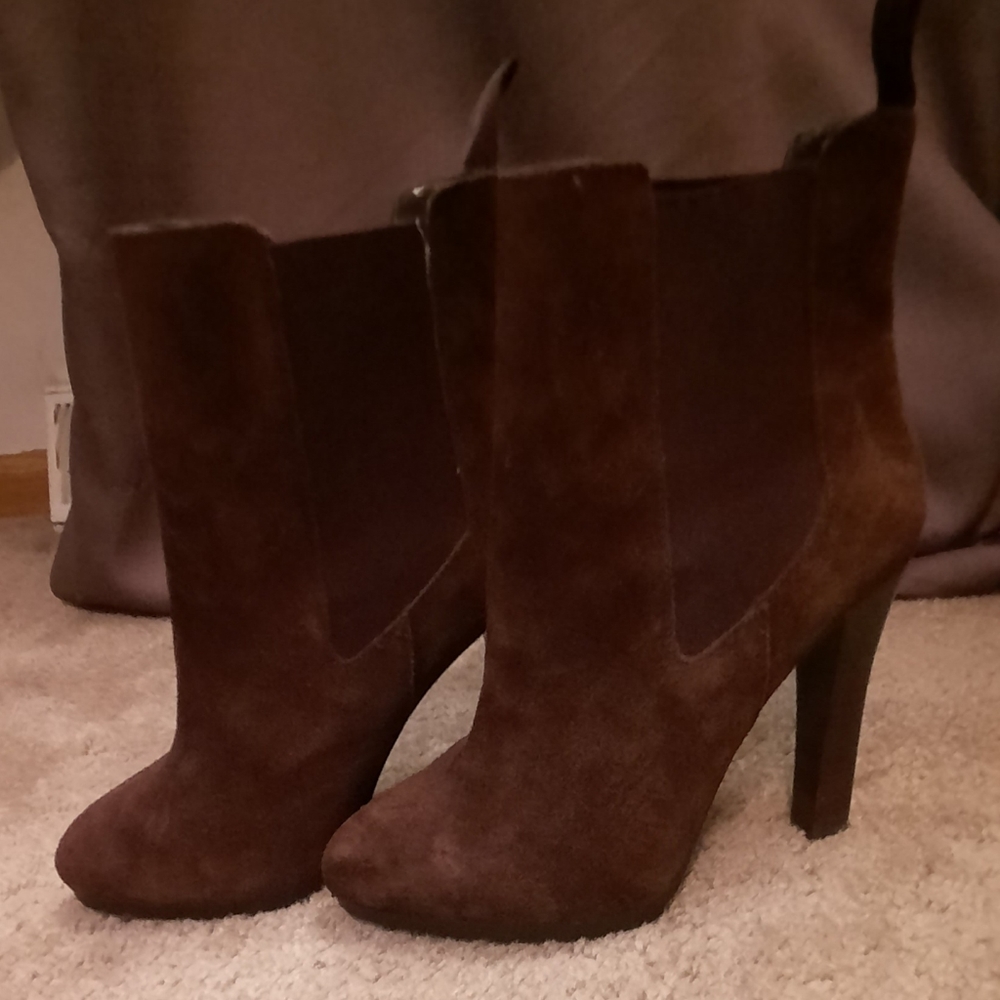 Ralph Lauren Suede booties sz 7